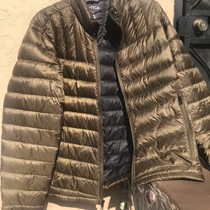 Like new Nautica down jacket dark olive green XXL